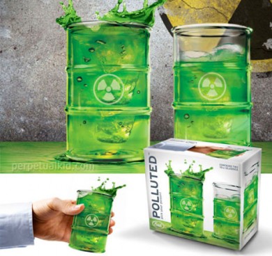 polluted-glasses